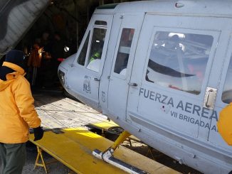 Campaña Antártica 2016-2017: Regresó al continente el Helicóptero Bell-212 de la Fuerza Aérea Argentina