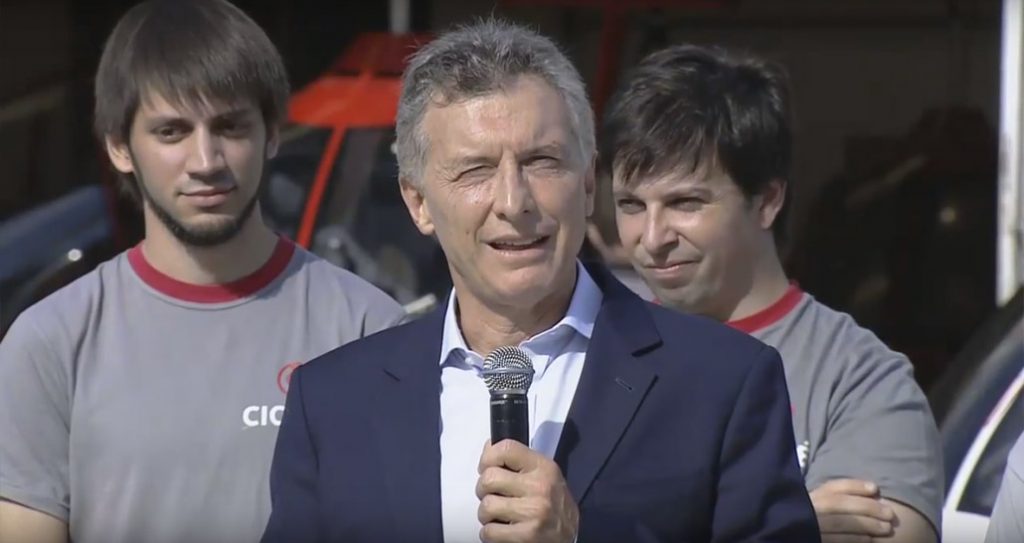 Mauricio Macri inauguró las obras de ampliación de la fábrica de helicópteros CICARÉ