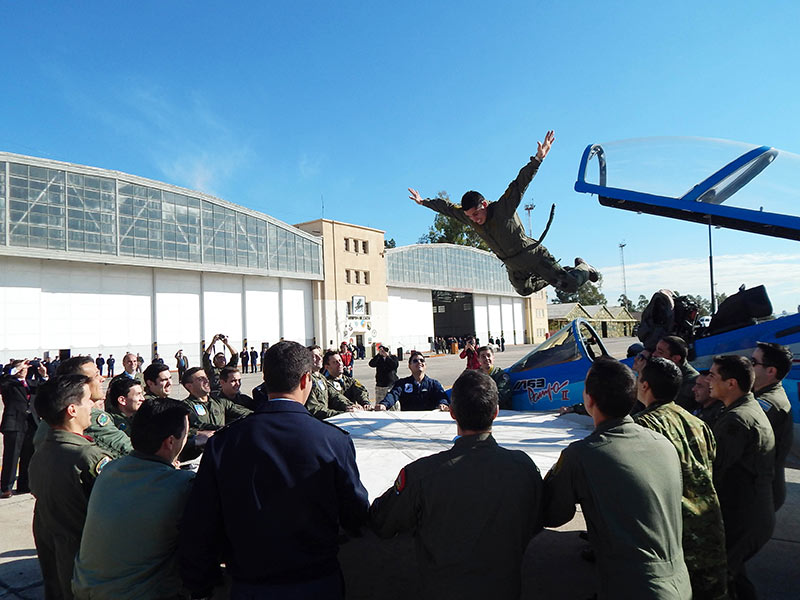 Hangarx Fuerza Aerea Argentina Vuelo Solo Pilotos Ia63 Pampa Mendoza 003