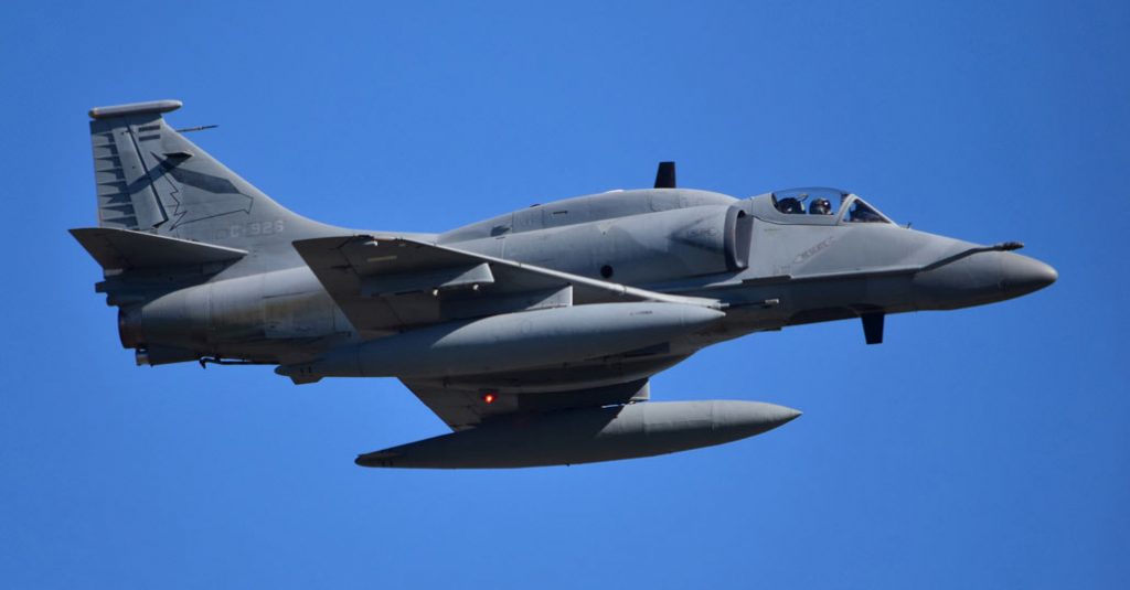 A4-AR Fightinghawk Fuerza Aérea Argentina en operativo de control espacio aéreo cumbre del Mercosur