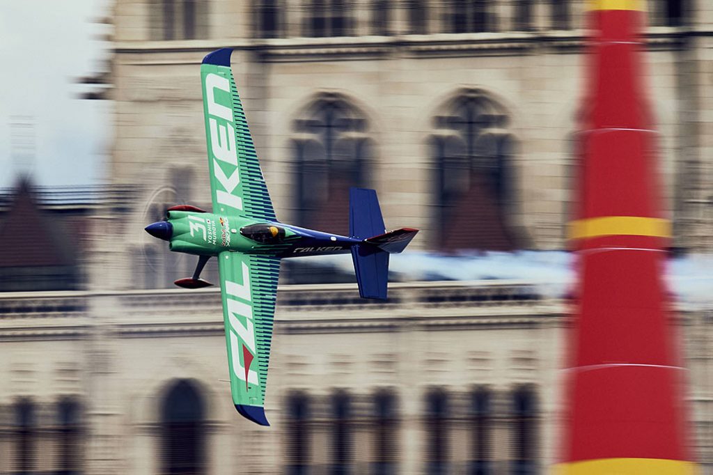 Red Bull Air Race 2017: Kirby Chambliss en la cima del podio de Budapest Redbull Air Race Budapest 2017 Muroya Armin Walcher 1024x682
