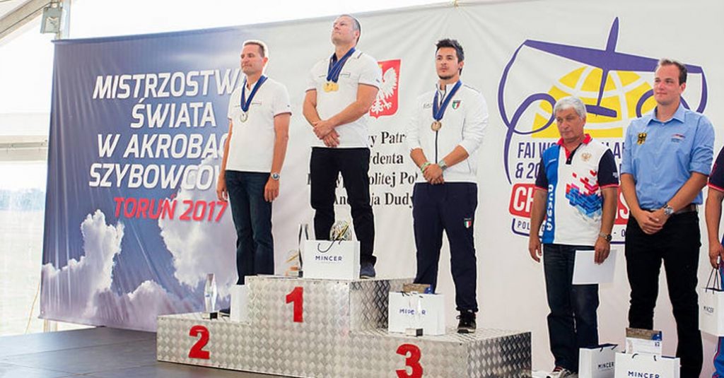 Campeonato Mundial de Acrobacia en Planeador 2017, categoría Advanced y Unlimited Hangarx Fai World Glider Aerobatic Championschip Torun 2017 Unlimited Podium 1024x535
