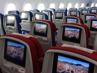 LATAM Airlines - Interior con servicio de internet By Gogo
