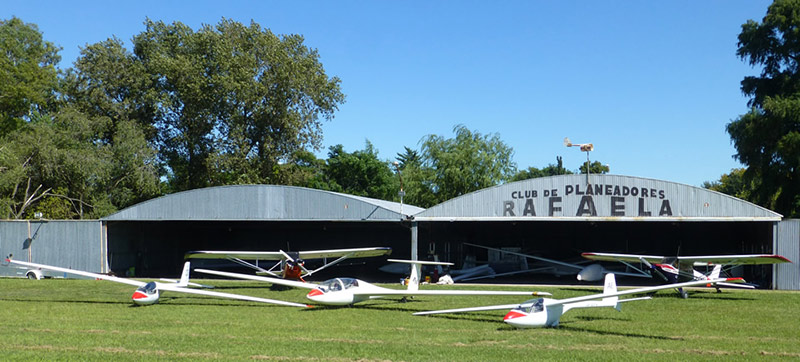 Centro de instrucción de vuelo del Club de Planeadores Rafaela, provincia de Santa Fe - Argentina