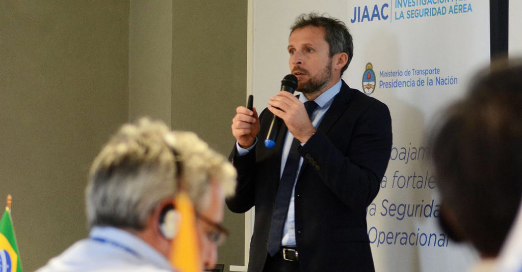 Semana de la Seguridad Operacional en Buenos Aires Argentina, organizada por la Junta de investigación de accidentes de Aviación Civil - JIAAC