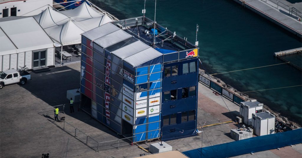 Red Bull Air Race 2018 - El Backstage de la carrera en la Capital Mundial del Cine HANGAR X - Red Bull Air Race 2018 Control Tower