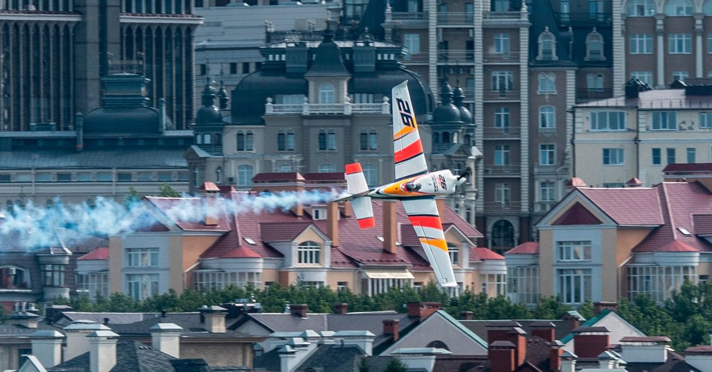 Red Bull Air Race 2018 - Hall y Velarde los más rápidos en los entrenamientos libres de Kazán HANGAR X - Juan Velarde en los entrenamientos libres del Red Bull Air Race 2018 de Kazán, Rusia