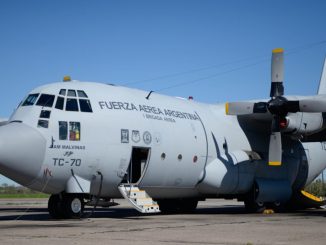 Presentaron el primer Hércules C-130 modernizado en FAdeA