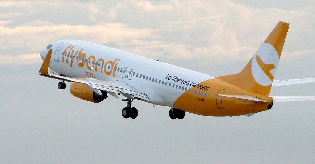 Flybondi comienza la renovación de su flota Flybondi / Boeing 737-800