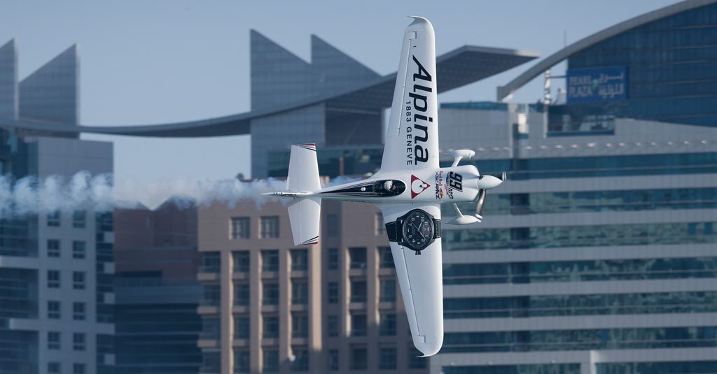 Red Bull Air Race 2019 – Muroya ganó en Abu Dhabi y se llevó todos los puntos Red Bull Air Race 2019 - Michael Goulian