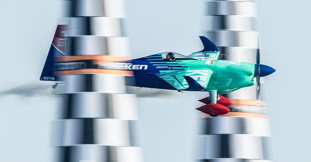 Red Bull Air Race 2019 – Muroya ganó en Abu Dhabi y se llevó todos los puntos Red Bull Air Race 2019 - Yoshihide Muroya