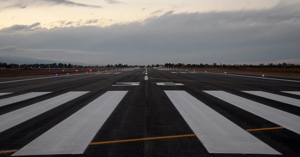 El Aeropuerto de San Juan inauguró su nueva pista Aeropuerto Internacional de San Juan Argentina / Nueva pista de aterrizaje