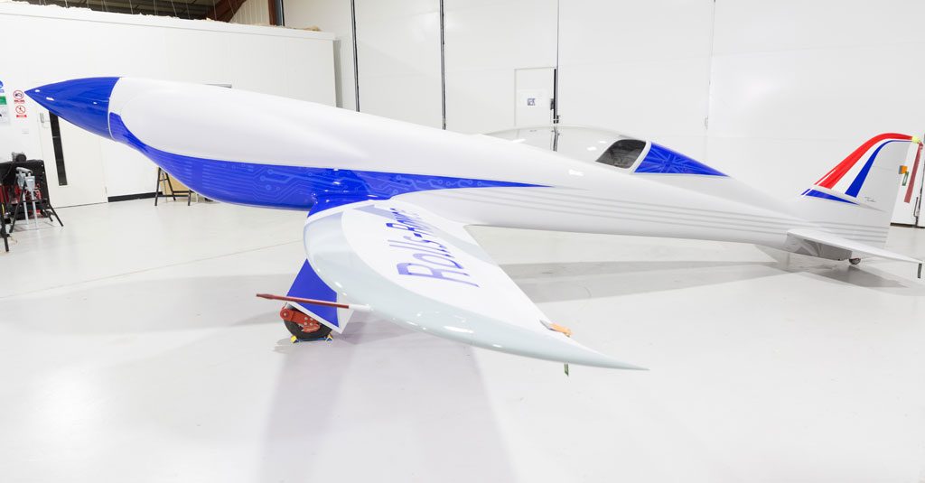 Rolls-Royce presentó su avión eléctrico con el que pretende batir el récord mundial de velocidad Rolls-Royce Avión Eléctrico "ionBird"