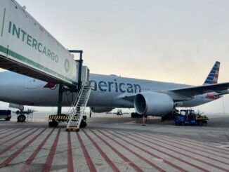 Boeing 777-200 / American Airlines en el Aeropuerto Internacional de Ezeiza (SAEZ - Buenos Aires)