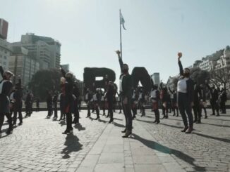 Tripulantes de LATAM Argentina viralizan su reclamo en video