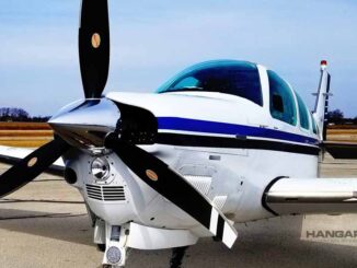 Nueva hélice Hartzell tripala de material compuesto para Beechcraft Bonanza