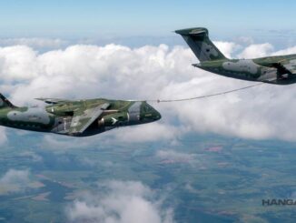 Reabastecimiento en vuelo entre dos KC-390 Millennium