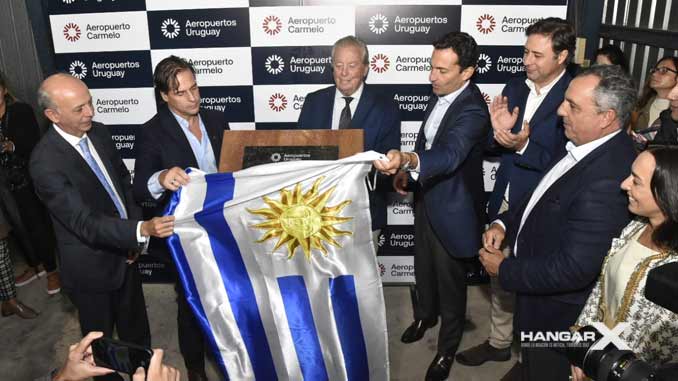 Colocaron la piedra fundamental del nuevo Aeropuerto Internacional de Carmelo Colocaron la piedra fundamental del nuevo Aeropuerto Internacional de Carmelo