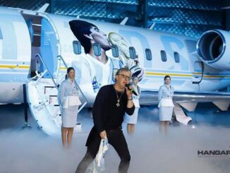 "TANGO D10S" un avión en homenaje a Diego Maradona