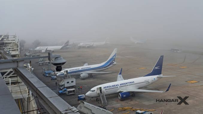 A pesar de la niebla en Buenos Aires, Aeroparque operó al 95% A pesar de la niebla en Buenos Aires, Aeroparque operó al 95%