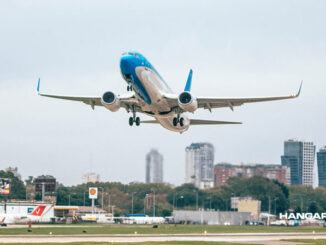180 mil pasajeros volaron por Aerolíneas Argentinas durante el fin de semana largo