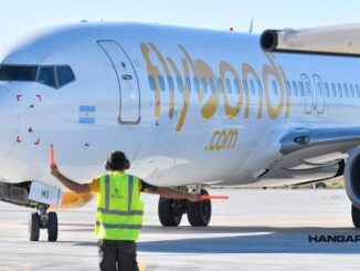 Flybondi celebra cinco años de vuelos low cost en Argentina