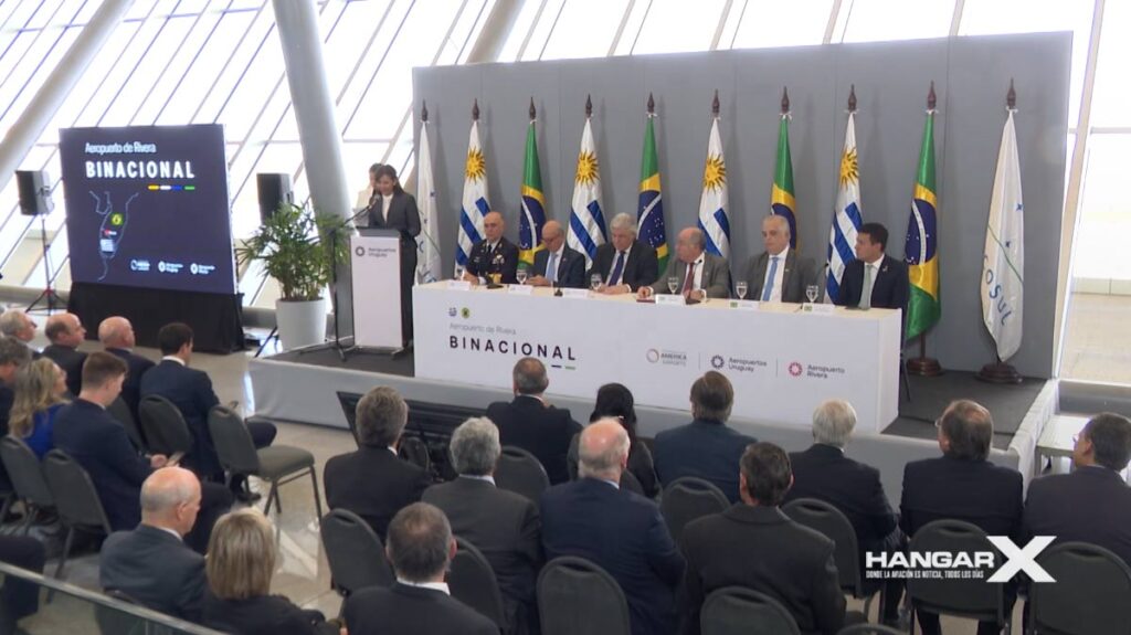 Aeropuerto de Rivera se declara binacional para fortalecer conexiones con Brasil Aeropuerto de Rivera se declara binacional para fortalecer conexiones con Brasil