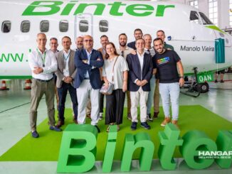 Binter rinde homenaje a Manolo Vieira en su nuevo ATR 72-600