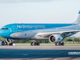 Aerolíneas Argentinas realiza su primer vuelo con Combustible Sostenible de Aviación (SAF)