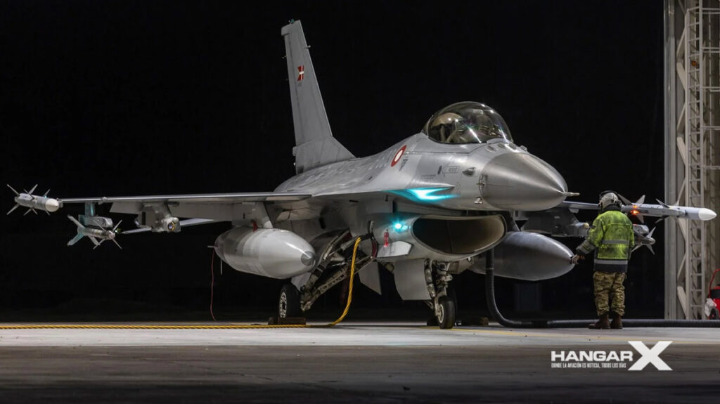 El gobierno argentino firmó la carta de intencion de compra por los F-16 El gobierno argentino firmó la carta de intencion de compra por los F-16