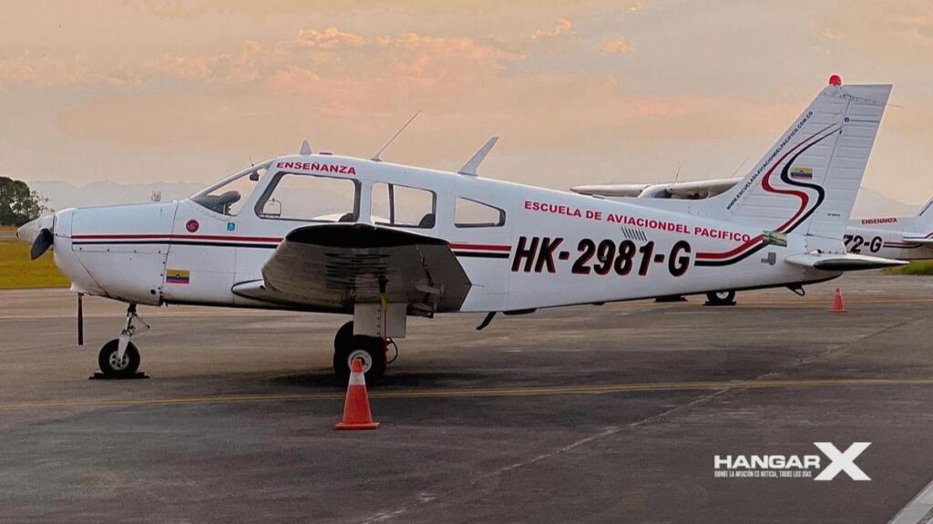 Escuela de Aviación del Pacífico firma alianza con ALTA Escuela de Aviación del Pacífico firma alianza con ALTA
