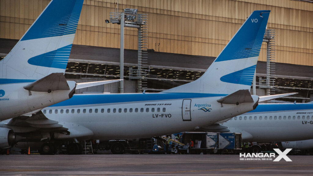 Paro por 24 horas en Aerolíneas Argentinas afecta a más de 37 mil pasajeros Paro por 24 horas en Aerolíneas Argentinas afecta a más de 37 mil pasajeros