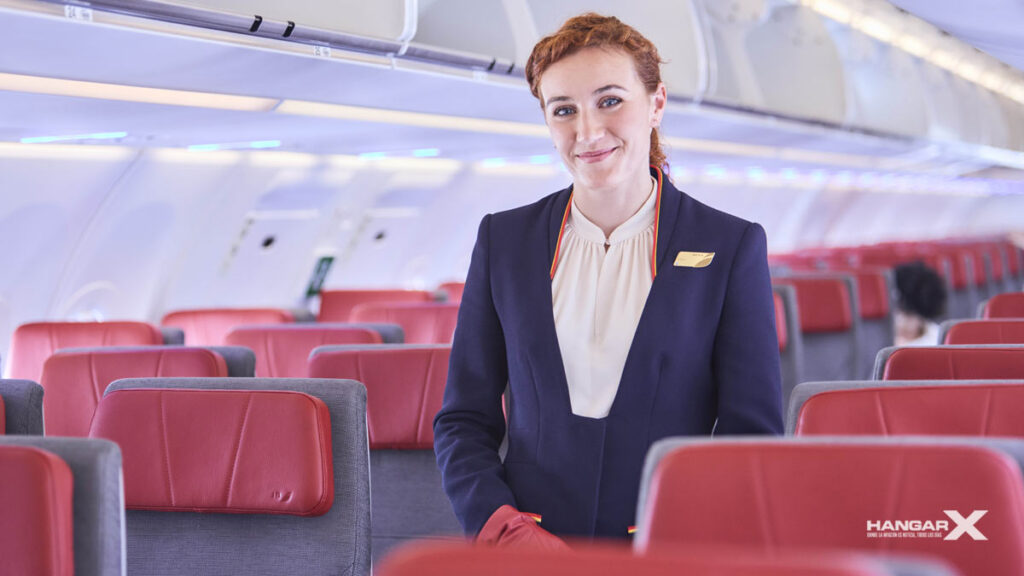 Iberia inicia vuelos transatlánticos con el primer Airbus A321XLR Vista interior del Airbus A321XLR de Iberia, mostrando los asientos en la cabina Economy