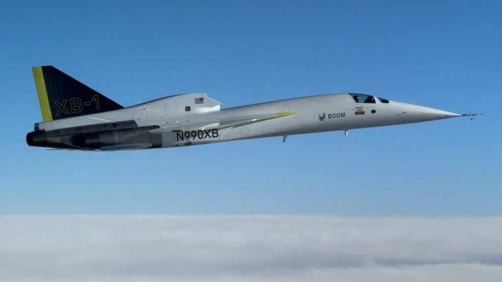 Boom Supersonic completa con éxito el primer vuelo supersónico del XB-1 Boom Supersonic XB-1 en vuelo tras completar su primer vuelo supersónico sobre Mojave, California.