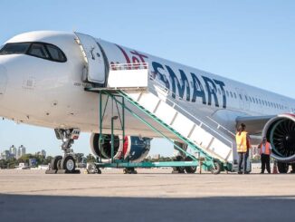 La aerolínea JetSMART presenta su primer Airbus A321neo en Argentina, con motores GTF Pratt & Whitney, ampliando su flota en el país.