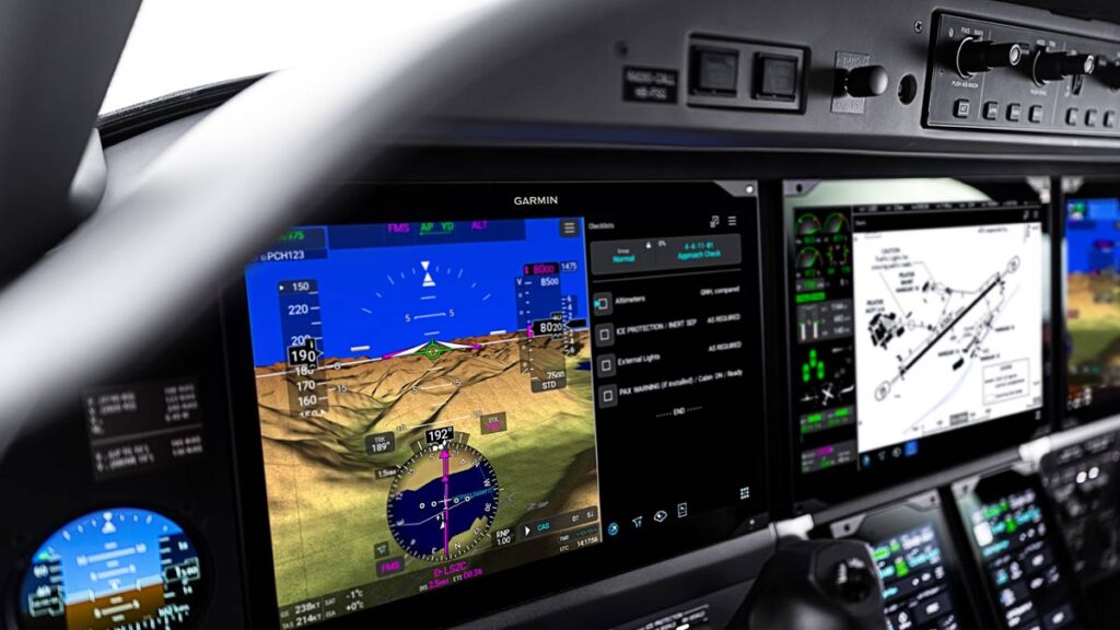 Detalle del cockpit Garmin G3000 PRIME del Pilatus PC-12 PRO