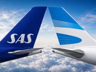 Acuerdo de código compartido Aerolíneas Argentinas SAS: Primer plano de las colas de ambas aeronaves operando de forma conjunta para conectar Argentina y Escandinavia.
