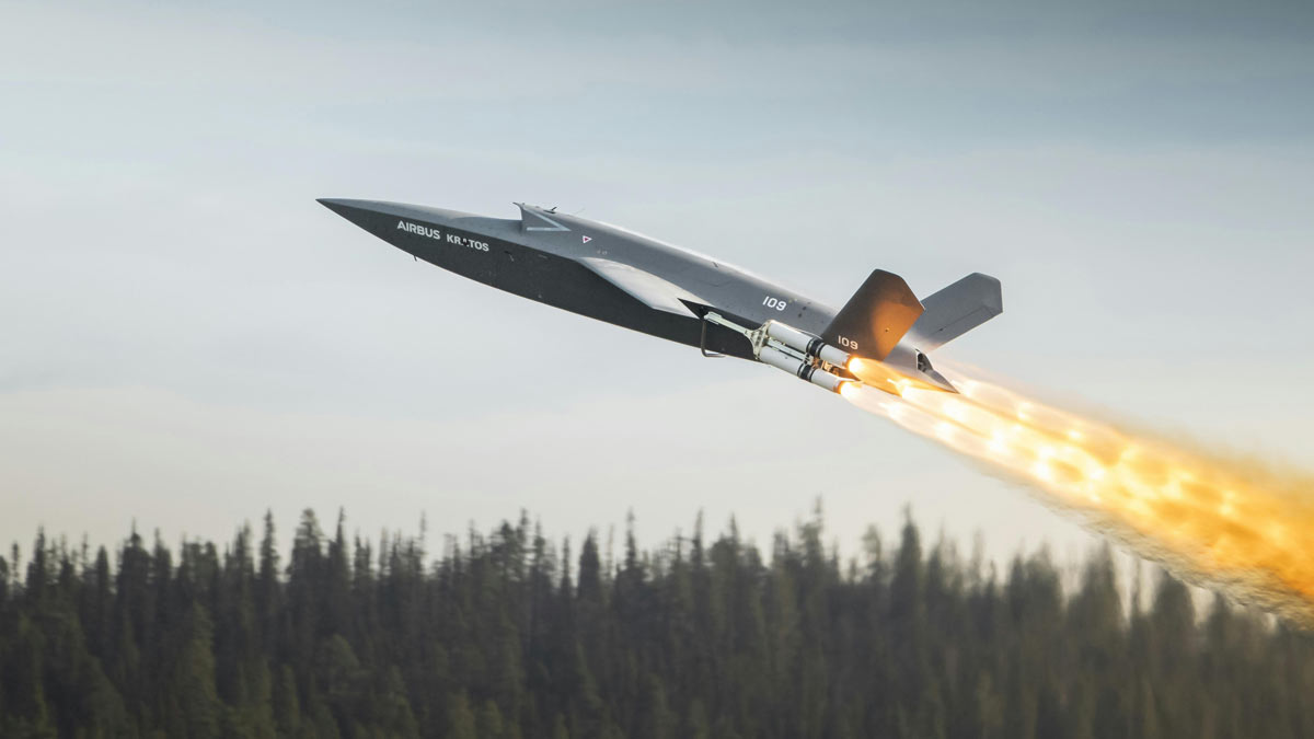 Airbus y Kratos completan en Europa el primer vuelo del avión de combate no tripulado U740 Valkyrie Airbus y Kratos completan en Europa el primer vuelo del avión de combate no tripulado U740 Valkyrie