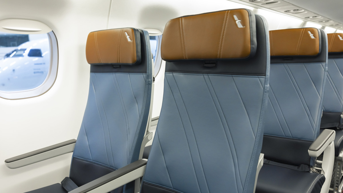 American Airlines recibe el primer Embraer E175 con nuevos asientos RECARO American Airlines recibe el primer Embraer E175 con nuevos asientos RECARO