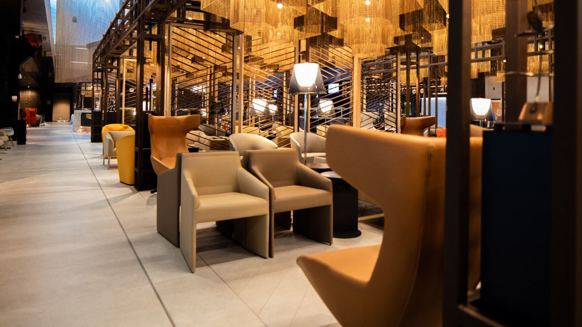 Doble galardón global: el LATAM Lounge Santiago es elegido como la mejor sala VIP de Sudamérica Doble galardón global: el LATAM Lounge Santiago es elegido como la mejor sala VIP de Sudamérica